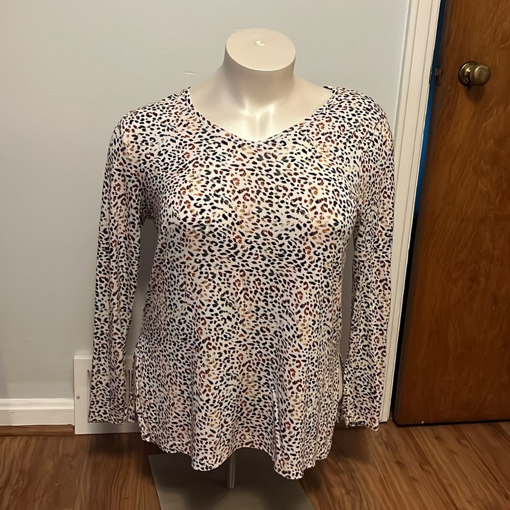 Apt 9 Woman’s Top size  XL